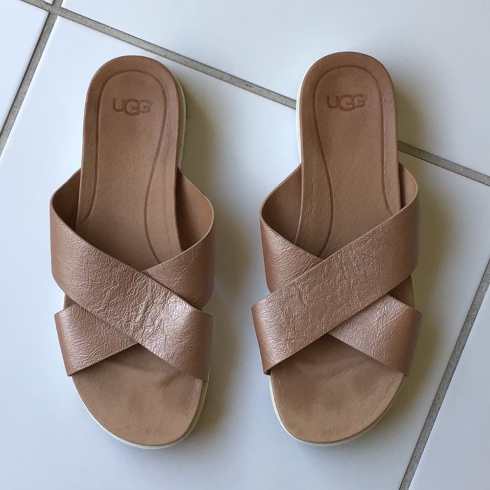 Ugg metallic Kari sandal
